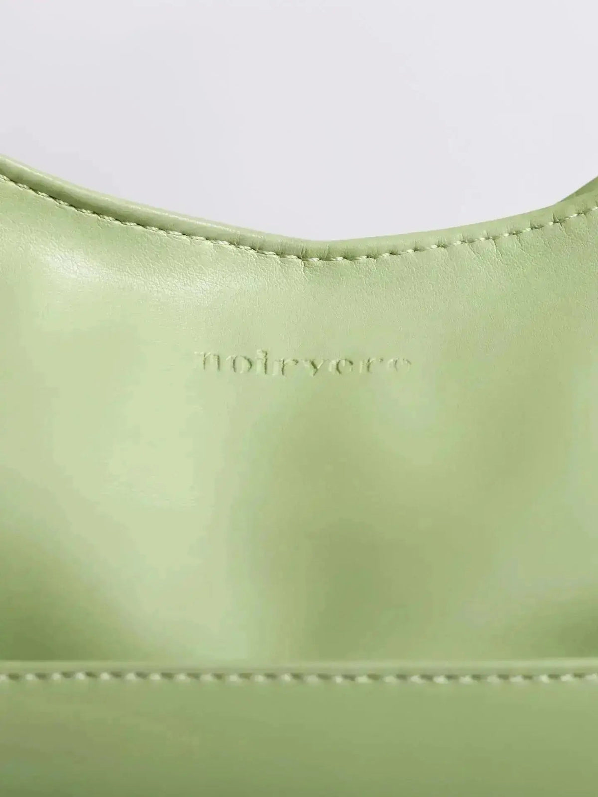 Noir Essence | Bolso Volviria