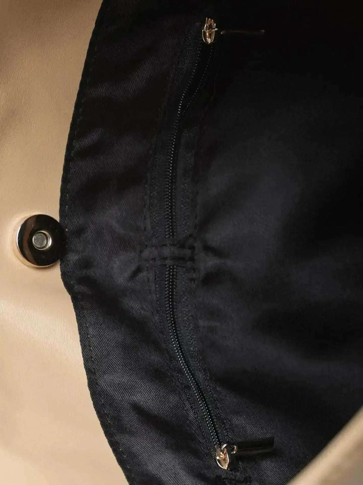 Noir Essence | Bolso Volviria