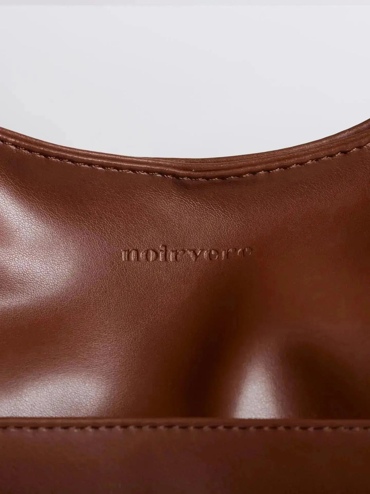 Noir Essence | Bolso Volviria