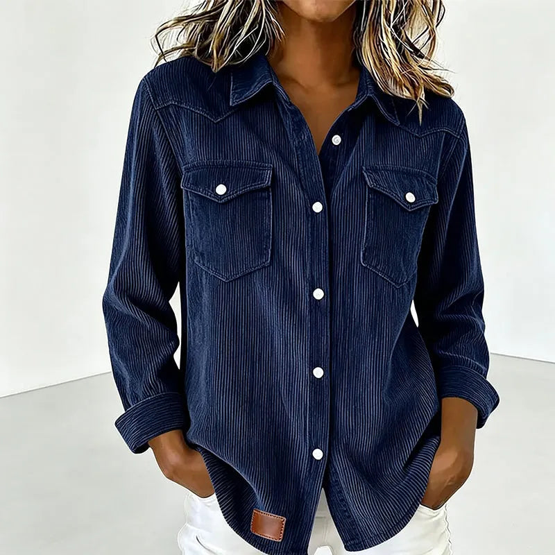 Camisa de mujer a rayas con botones y bolsillos