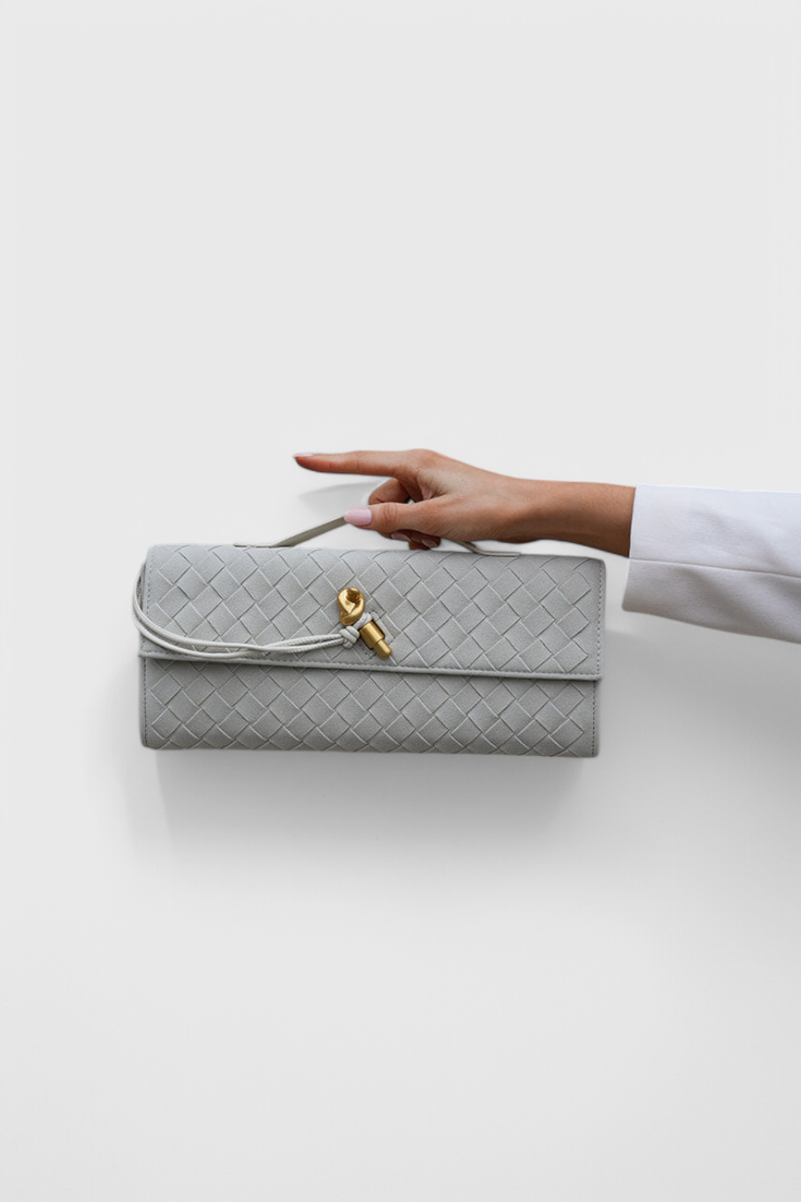 Bolso de hombro mujer elegante beige – bolso clásico ante con detalle dorado