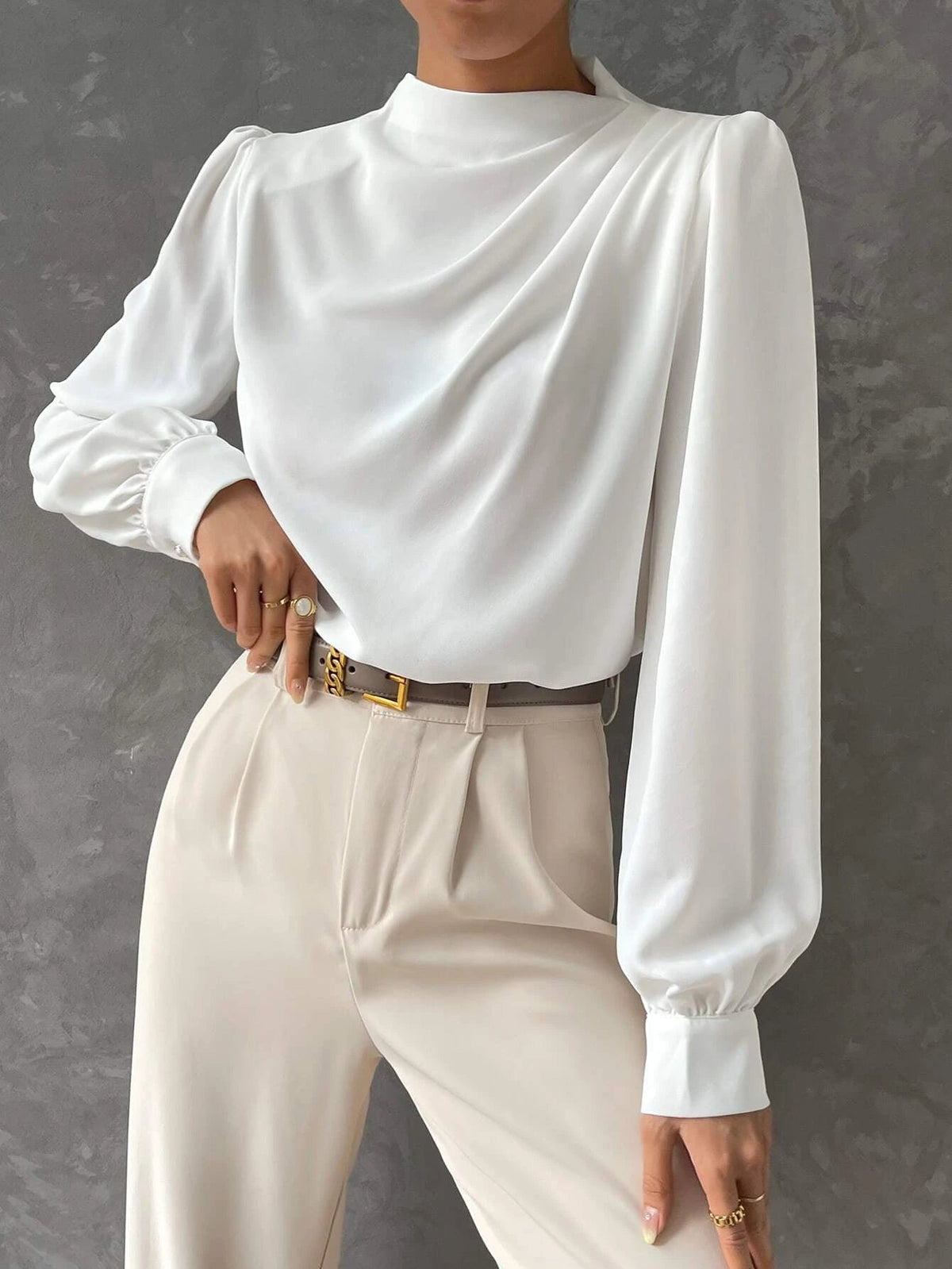 Blusa con manga de obispo elegante para mujer