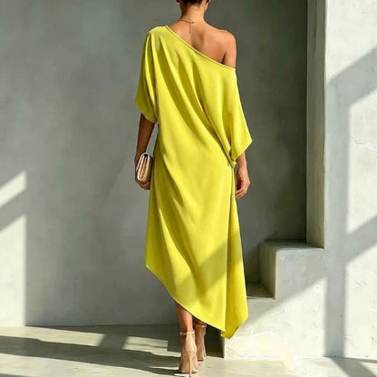 Camila - Vestido Elegante com Recorte Assimétrico