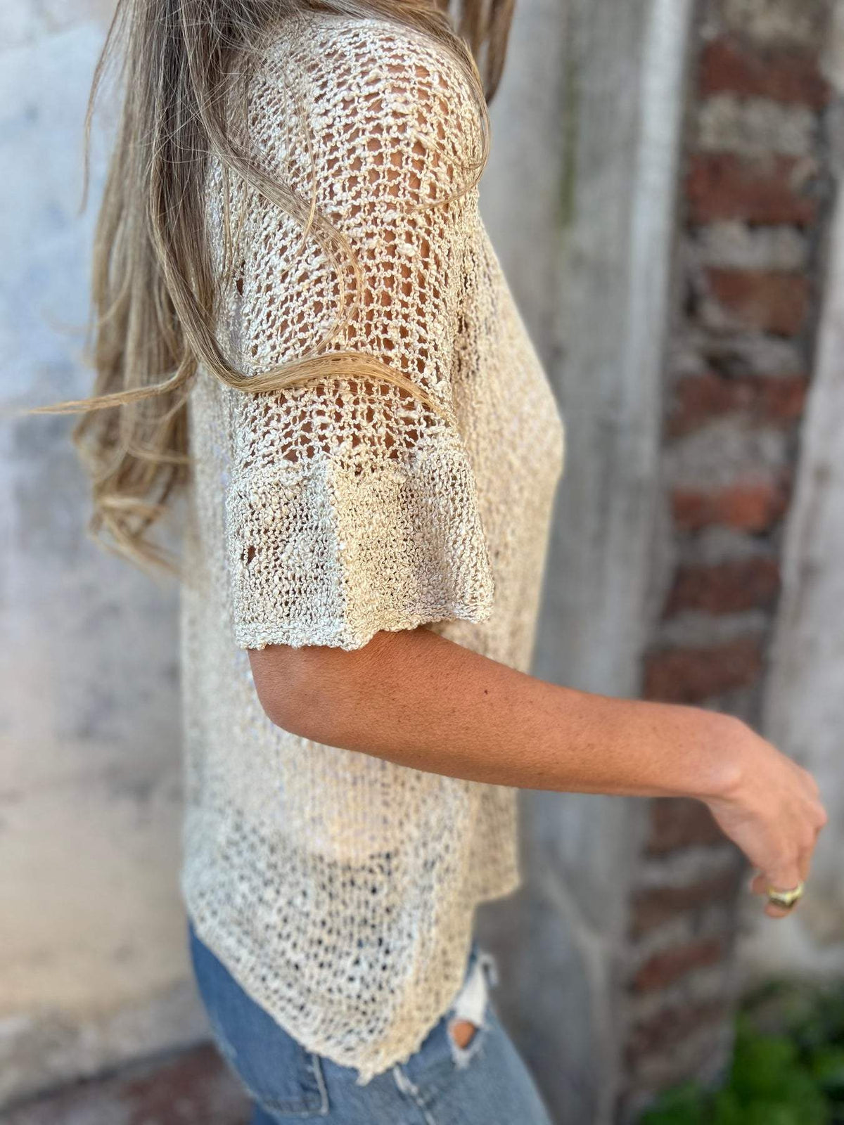Blusa Mujer Tejida Con Escote En V – Estilo Verano Elegante y Ligero