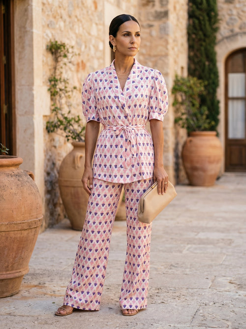 Aurelia | Conjunto Estampado con Blazer y Pantalón de Campana
