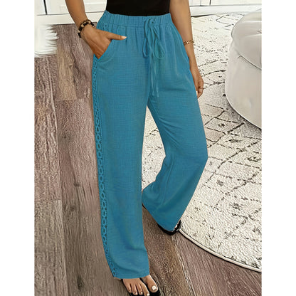 Pantalón mujer fluido con encaje lateral y cintura ajustable